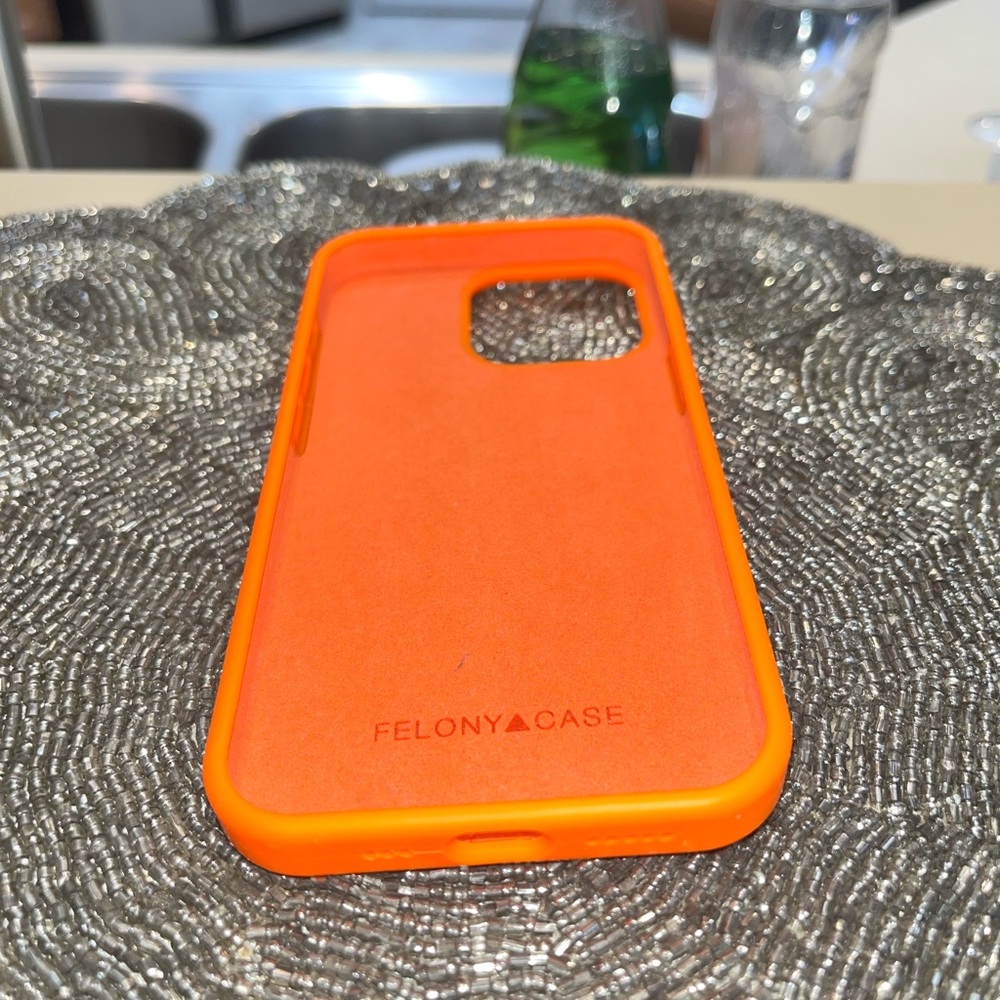 iPhone 13 Pro case - Picture 5 of 6